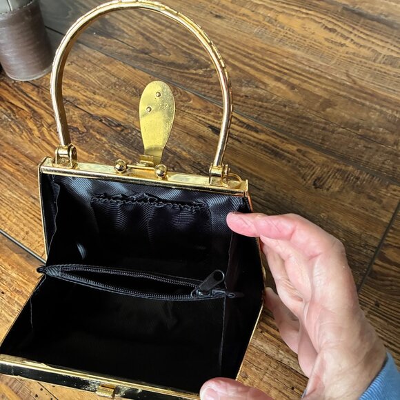 Vintage Sasha Gold Metal Box Clutch / Minaudière Top Handle Rhinestone Heart Y2K - Picture 6 of 10